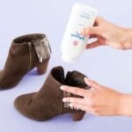 get-rid-of-smells-in-shoes-with-baby-powder-e1514576380116