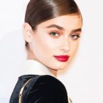 best-hairstyles-for-2017-2018-taylor-hill-made-80s-makeup-look-modern-as-she-modeled-those-full-brows-sc