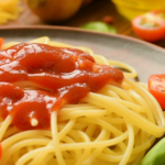 ready-to-eat-spaghetti-with-ketchup-tomatoes-and-basil_sxhimvutl_thumbnail-full01