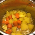 Instant-Pot-Chicken-and-Gravy-with-Potatoes-and-Carrots-004