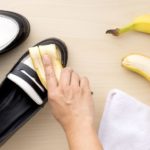 8_Polish_-Your-_Shoes_Polishing_Things_You_Didn´t_-Know_You_Could-Do_With_Banana-_Peels-1024×556