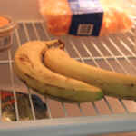 bananas-in-fridge